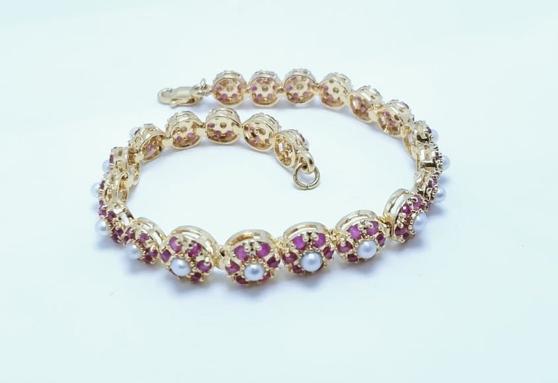 Bracelet Gold Plated with Chetum And pearls. (925 Silver)