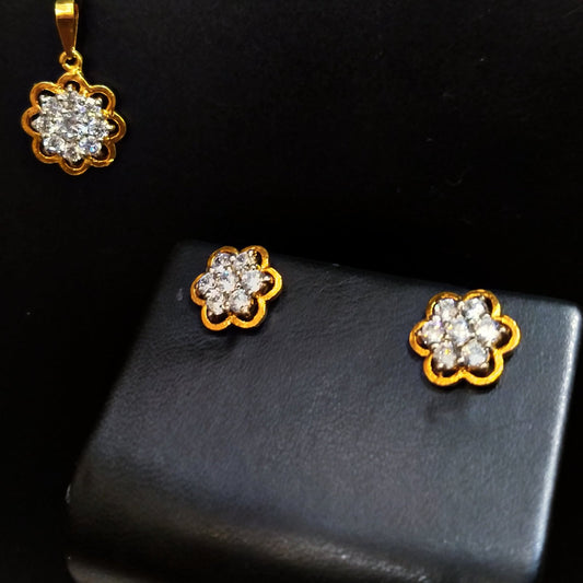 Gold Plated flower Pendant Set 925 Silver With Premium Quality Zircons.