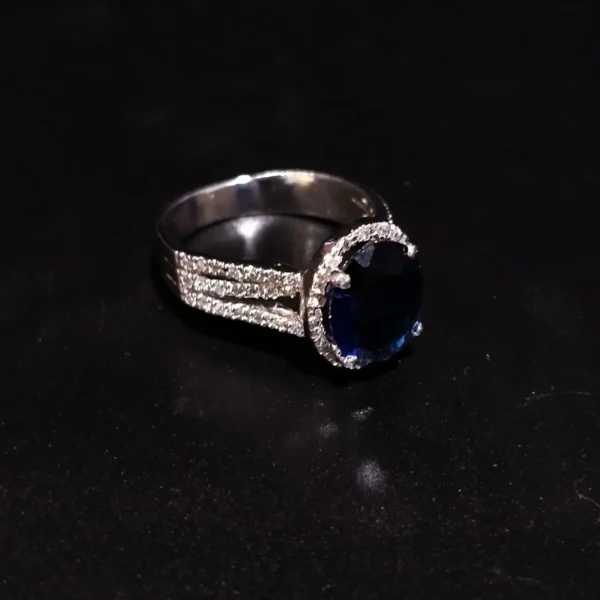 925 Silver Ring With premium quality of zircons Rhodium plated. - Image 2