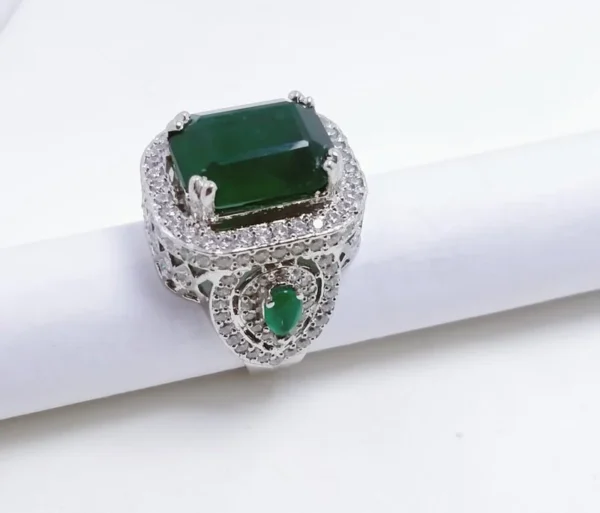 Rhodium Plated Ring with Zircon and Synthetic Emerald. 925 Silver) - Image 2