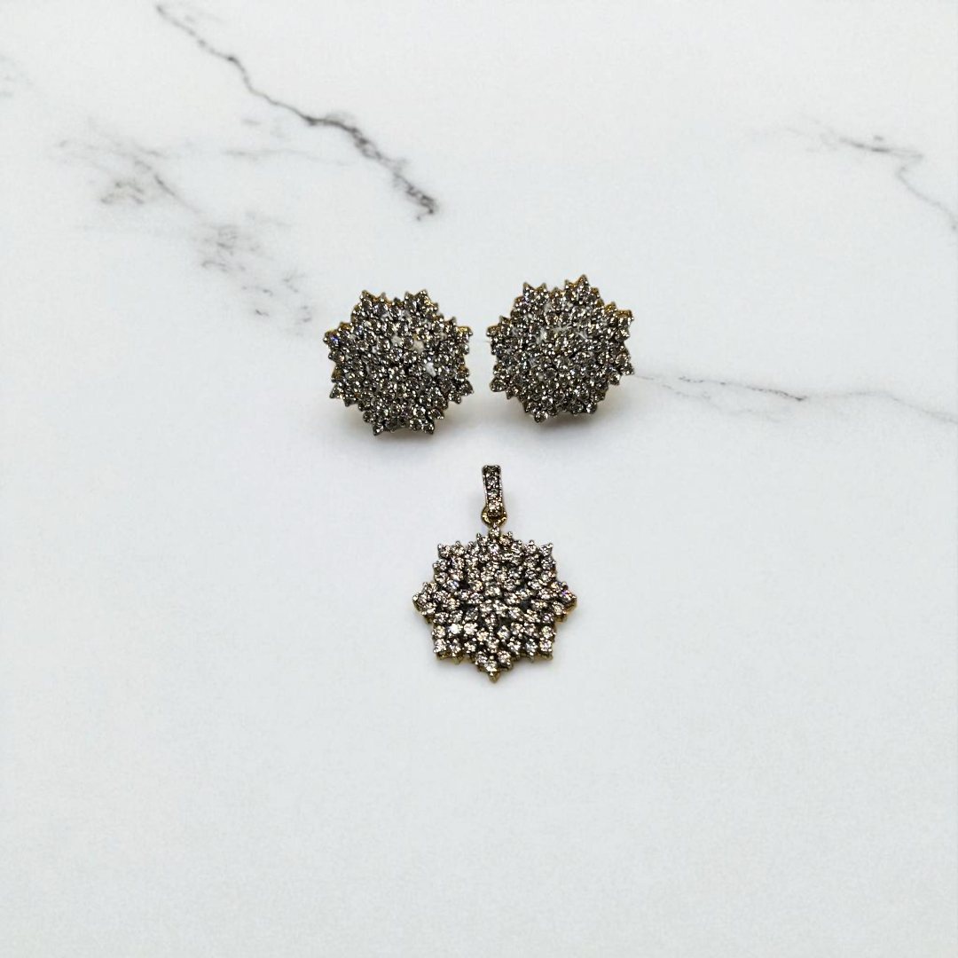 Luxury Flower Pendant
